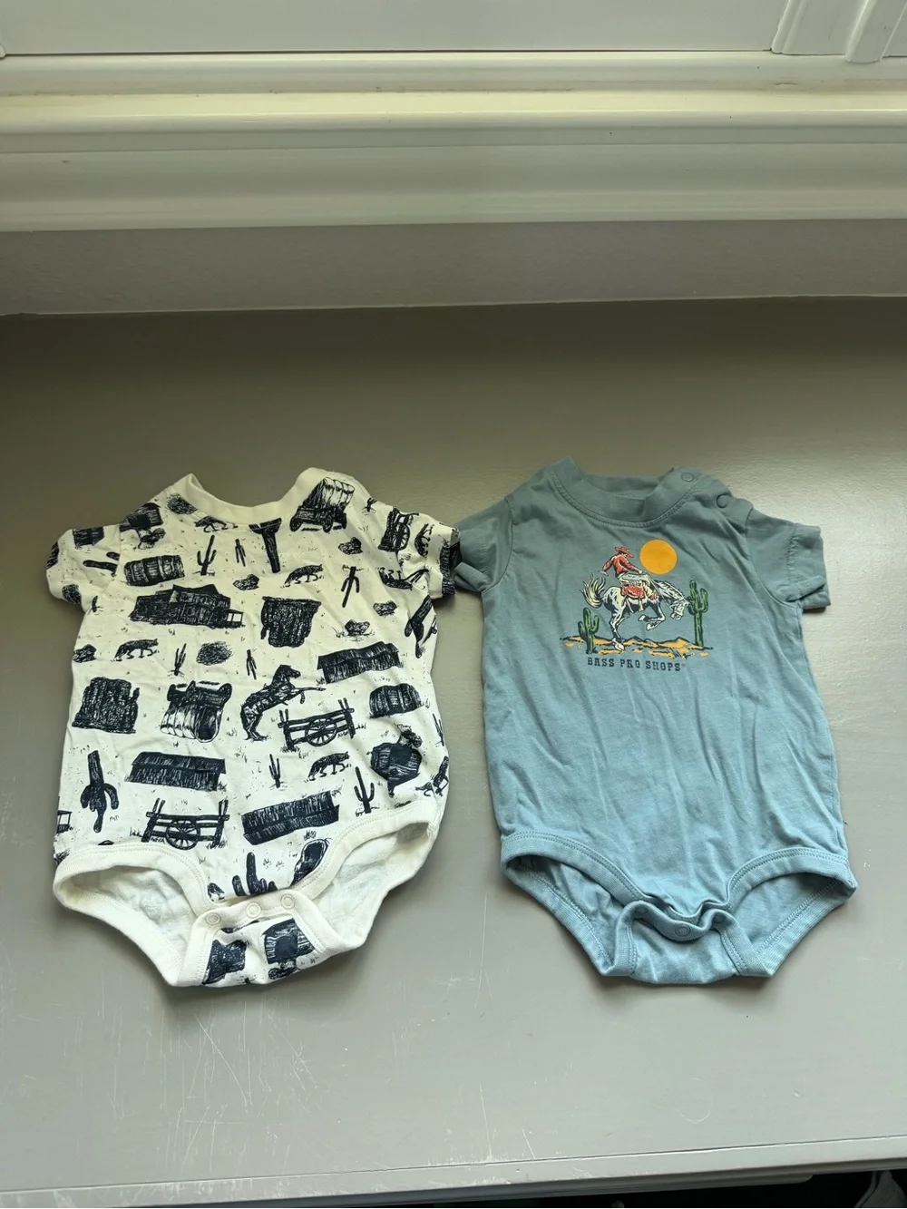 Bass Pro Shops Blue Western Graphic Baby Bodysuit set